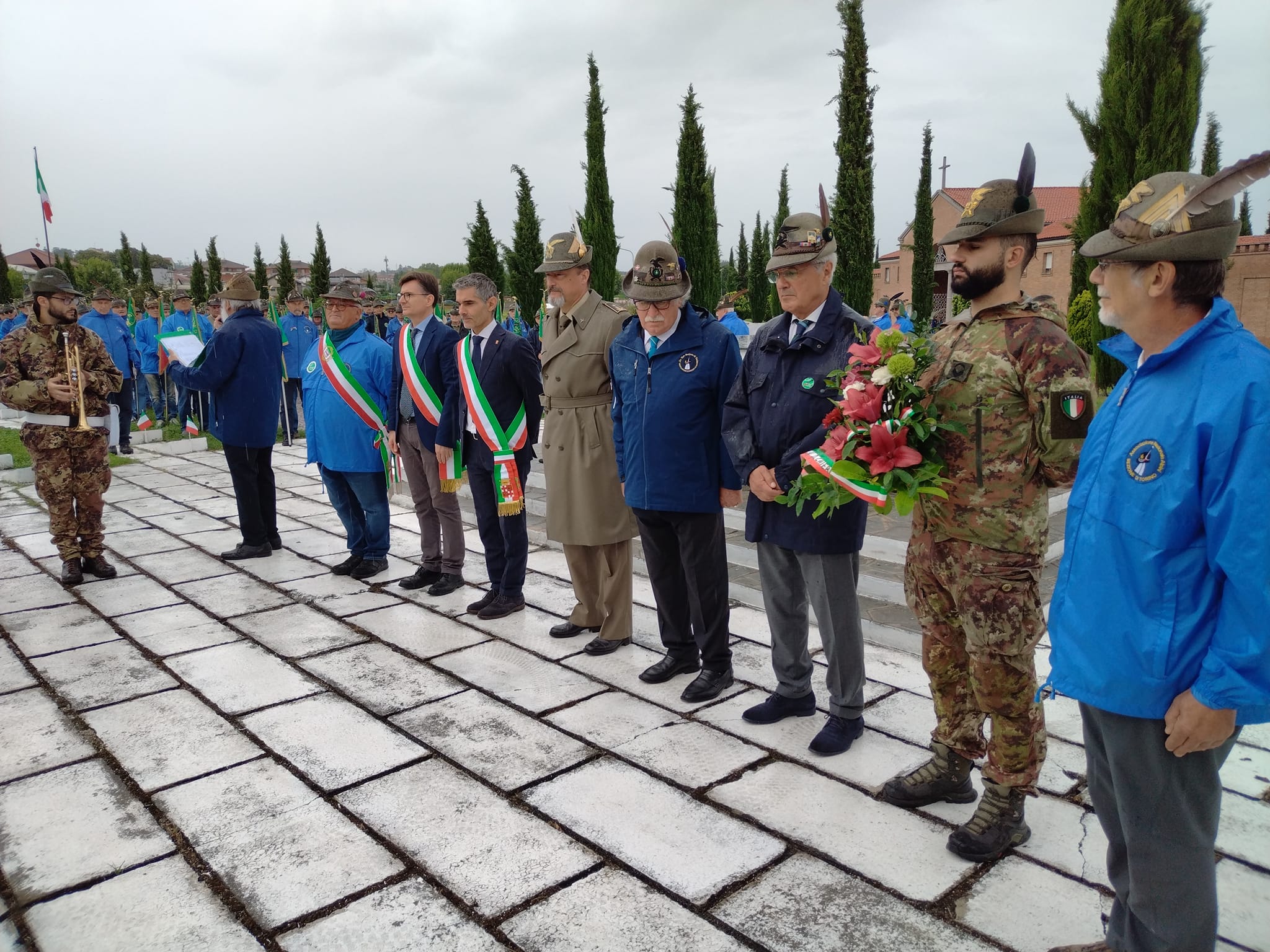 2406-12 100 Gruppo 1.jpg